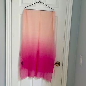 Saks Fifth Avenue scarf